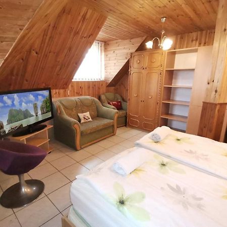 Patko Fogado Bed and Breakfast Hajdúszoboszló Exteriör bild